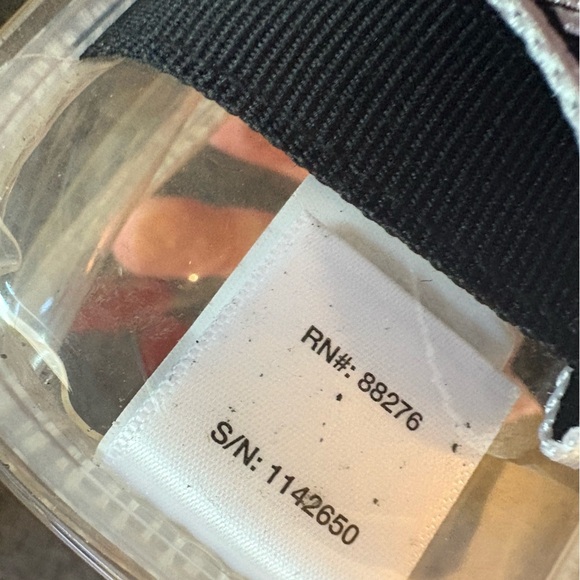 UGG Janey II Transparent Boot | UGG Belt Bag Crossbody - Picture 4 of 13